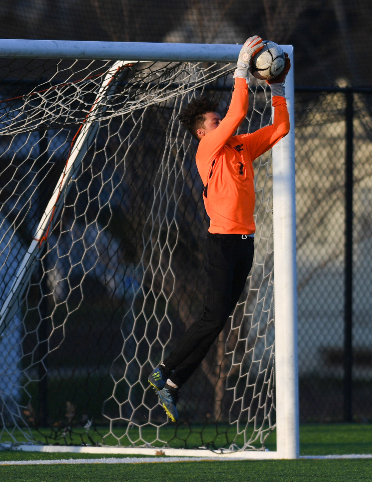040521-qc-spt-north-assum-soccer-001